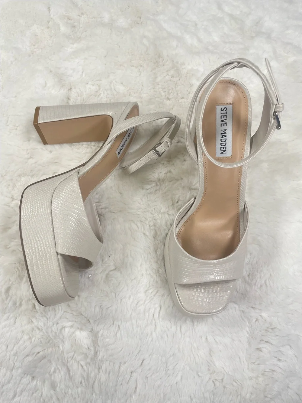 Steve Madden Ivory Textured Platform Block Heel Sandals Size 9